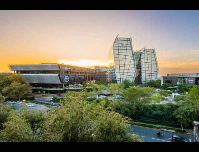 1,600M² OFFICE TO LET IN SANDTON CENTRAL